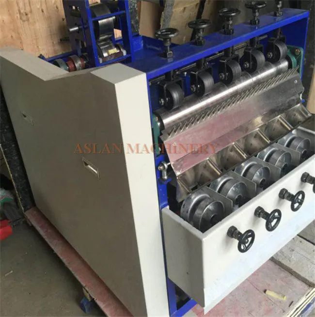 Automatic kitchen scourer ball rolling machine/ stainless cleaner making