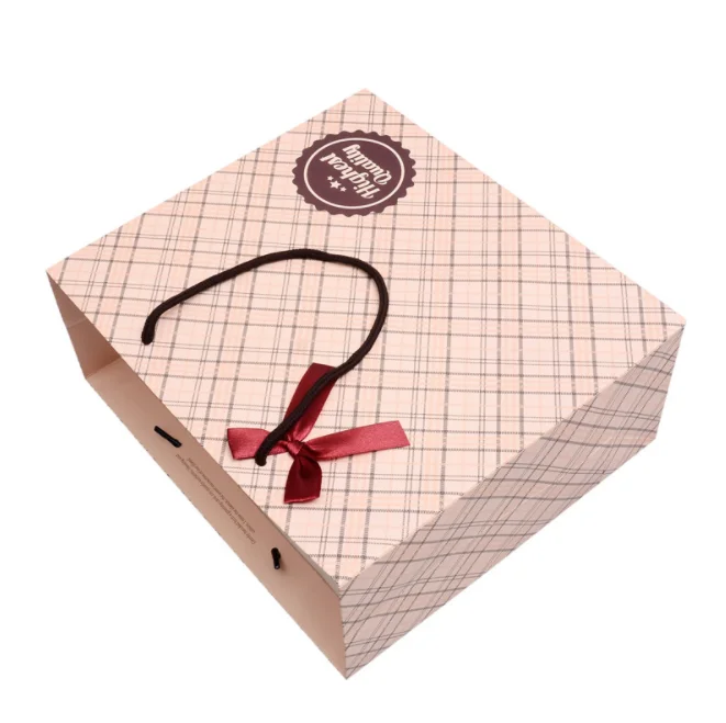 Hot Sale Brand Logo Luxury Black Shopping Paper Pouch Kraft Packing Manufacturers Wholesale Printed Custom Gift Bags