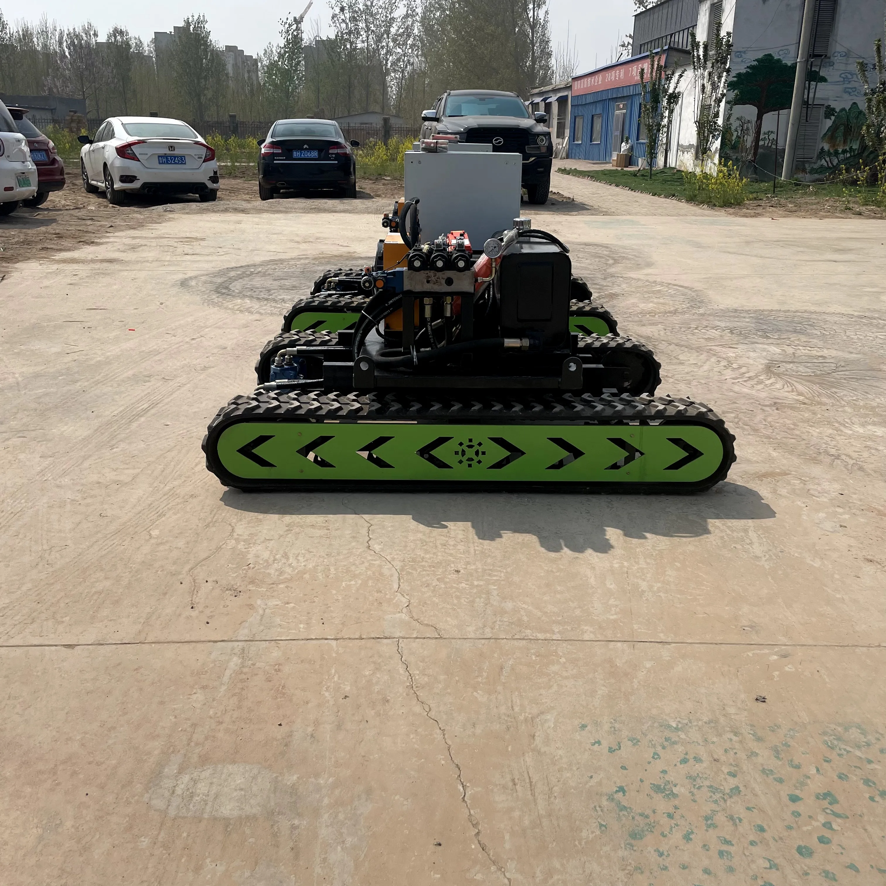 Electric Remote Control Rubber Track Chassis Platform Tracked Undercarriage Chassis With 24v 48v Ac Motor