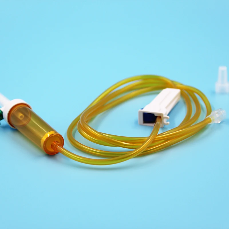 Легкий инфузионный набор и инфузионный набор для взрослых