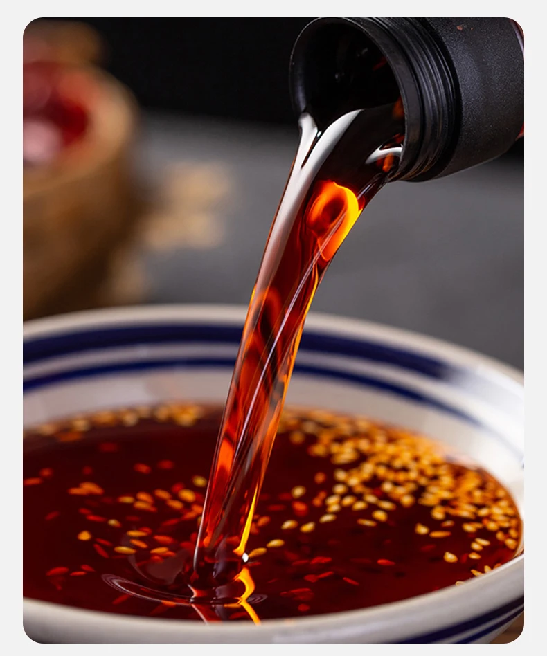 Sichuan shuweiji OEM Hot Chili Oil Hot Spicy Peppers  Spicy red oil for Seasoning Food Red Oil Sauce