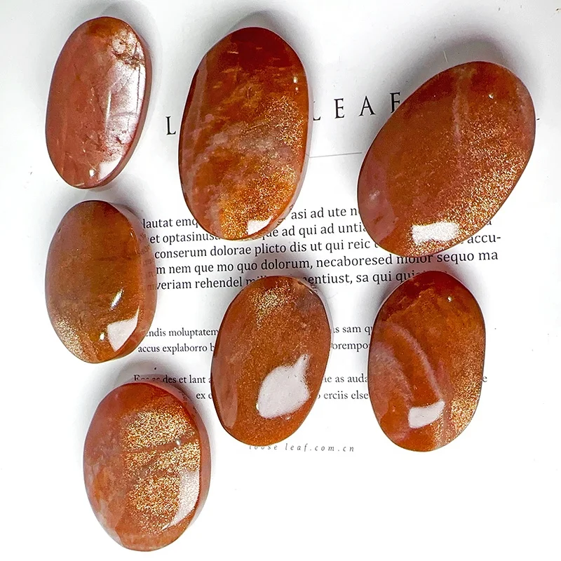 Wholesale natural crystals crafts golden sunstone palm stone mixed heart for decoration