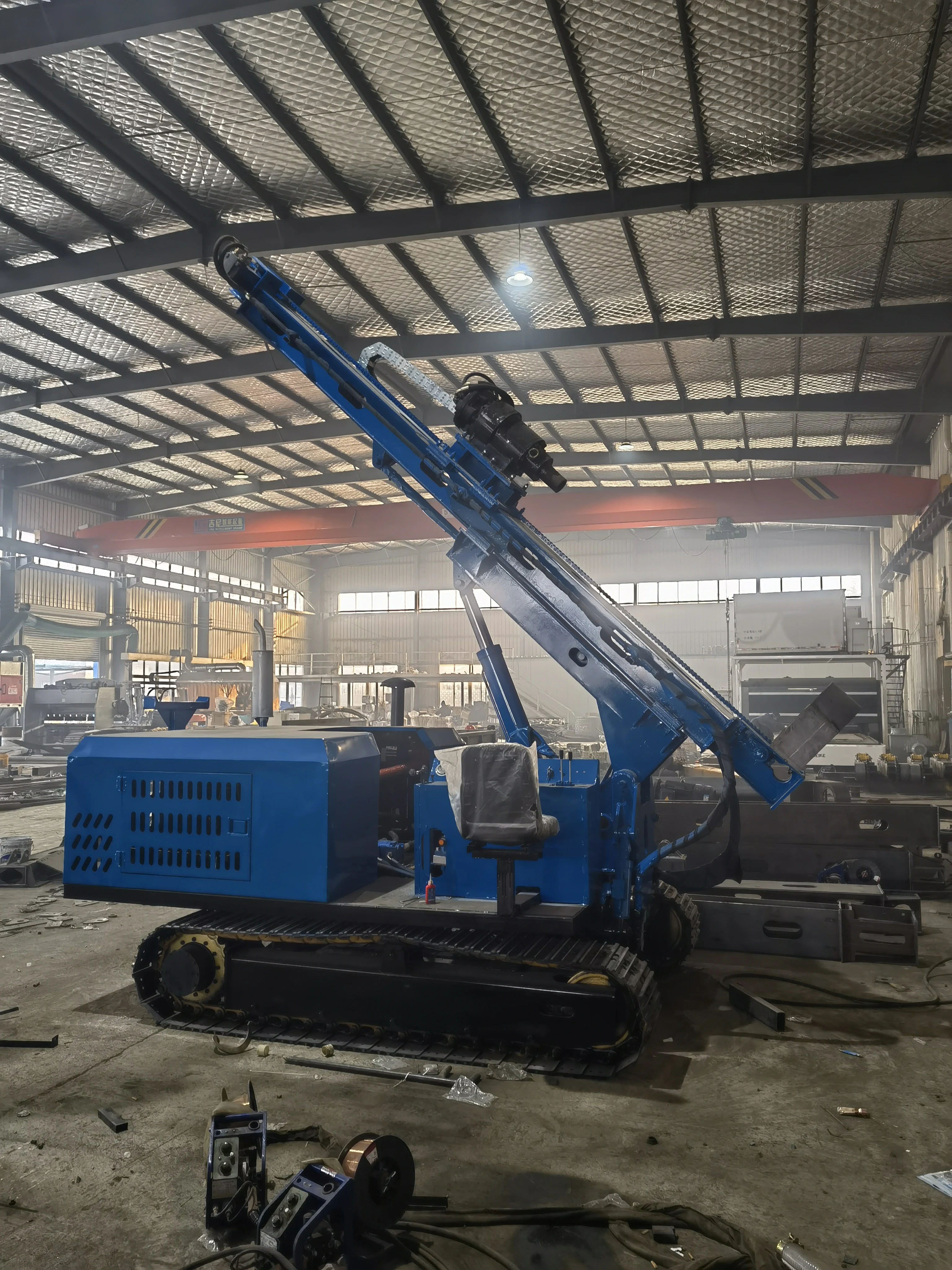 Efficient Solar Panel Plant Pile Ramming Machine with Hydraulic Press