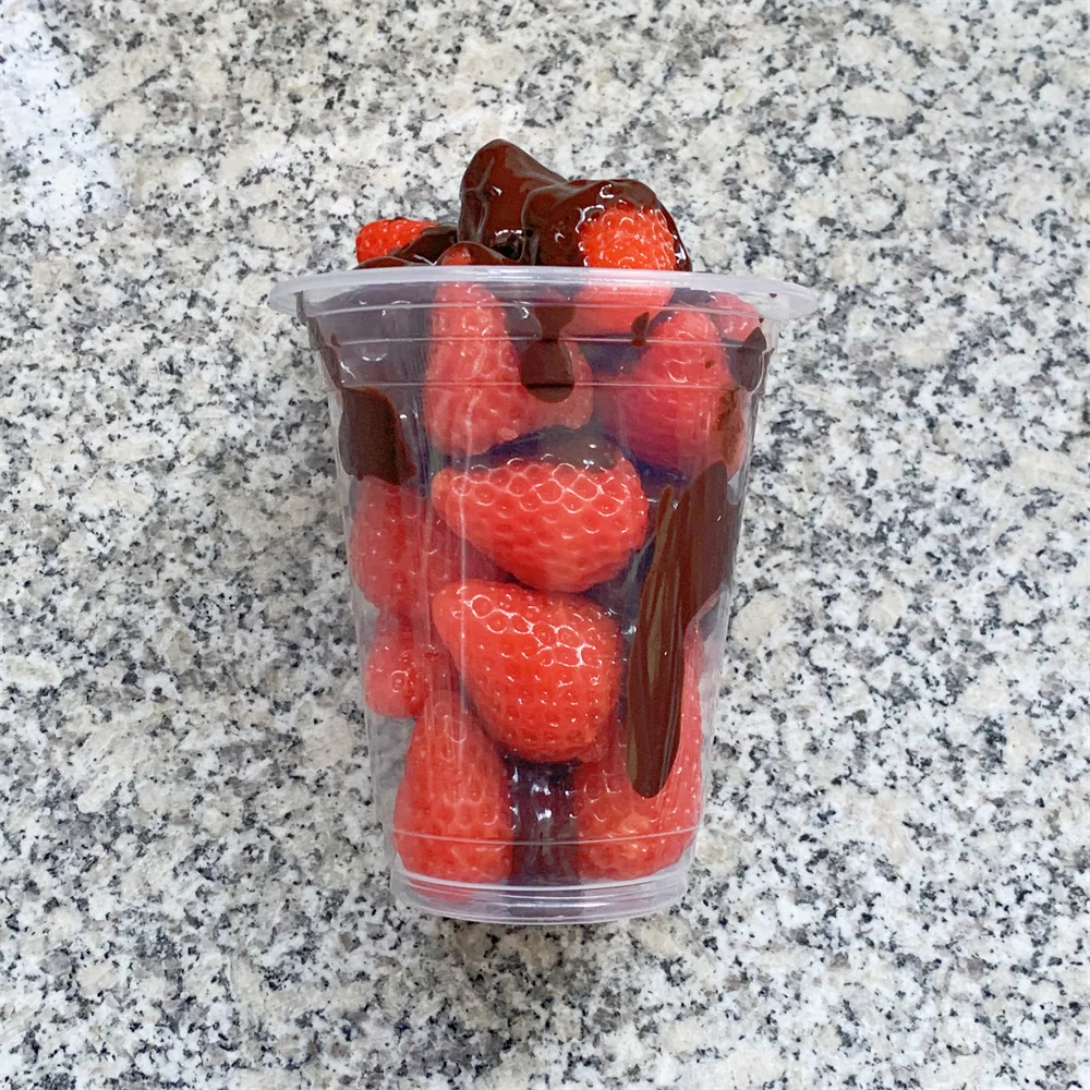 14oz Full Cup Fresh Whole Strawberry Drilled Chocolate Nutella Sauce Sample Blackberry Customized Product Model Ice Cream Cute