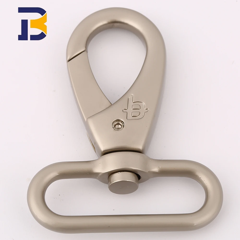 Best-selling high-quality strong rotating brass snap fastener grip mountaineering hook solid brass buckle.