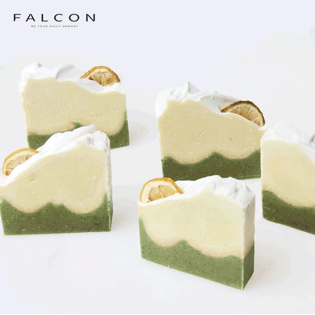 Friendly vegan Packaging Customized Wedding Decoration Avocado Handmade Soap for Holiday Gifts Cold Processing Handmade Soap
