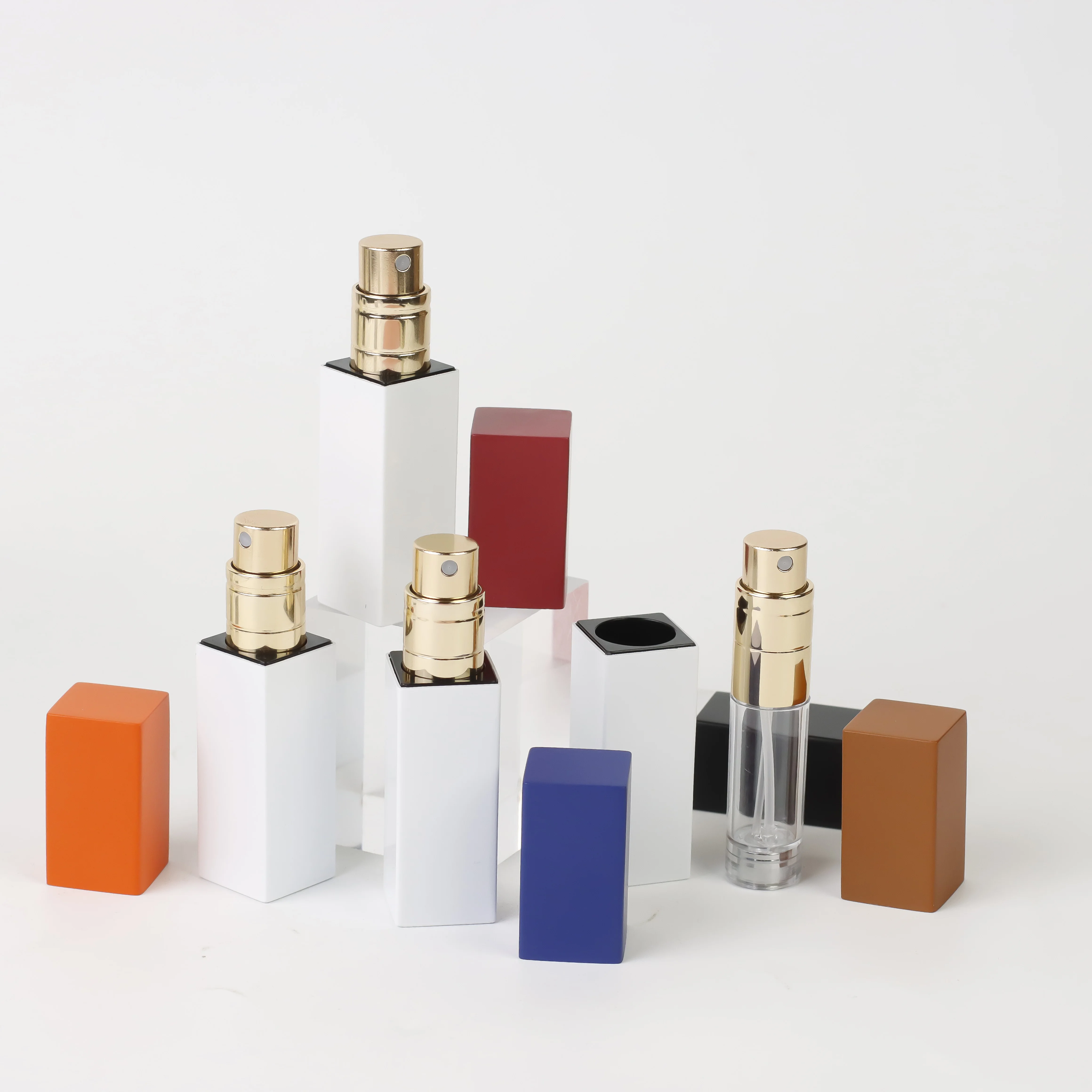 Empty 5ml Mini Refillable Travel Magnetic Perfume Bottle Vintage Atomizer Spray Bottles For Cosmetics