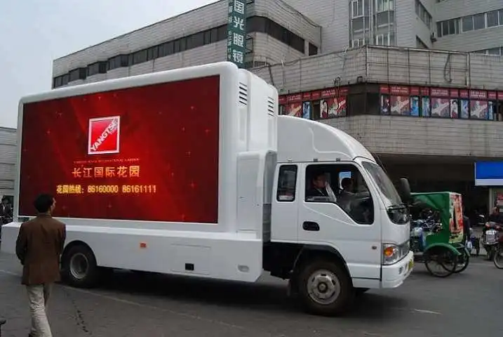 P6 outdoor full color mobile led screen trailer trailer led display