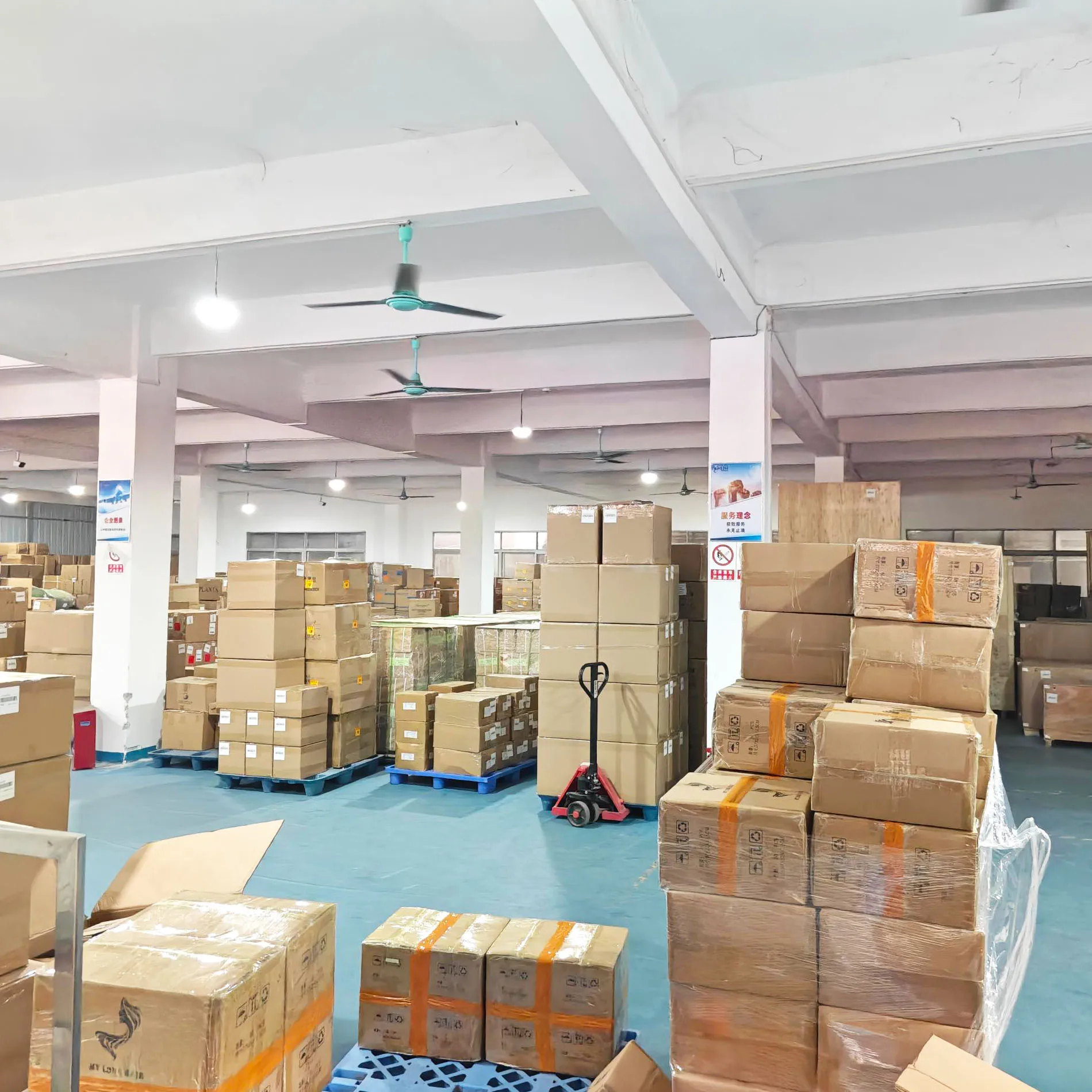 Food and Electronic Products Truck +Express shipping door to door freight forwarder logistics service China to Europe UK