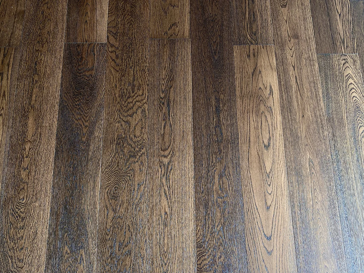 Brushed oak Three Layer Engineered Wood timber Flooring dark color 15mm wood parquet flooring
