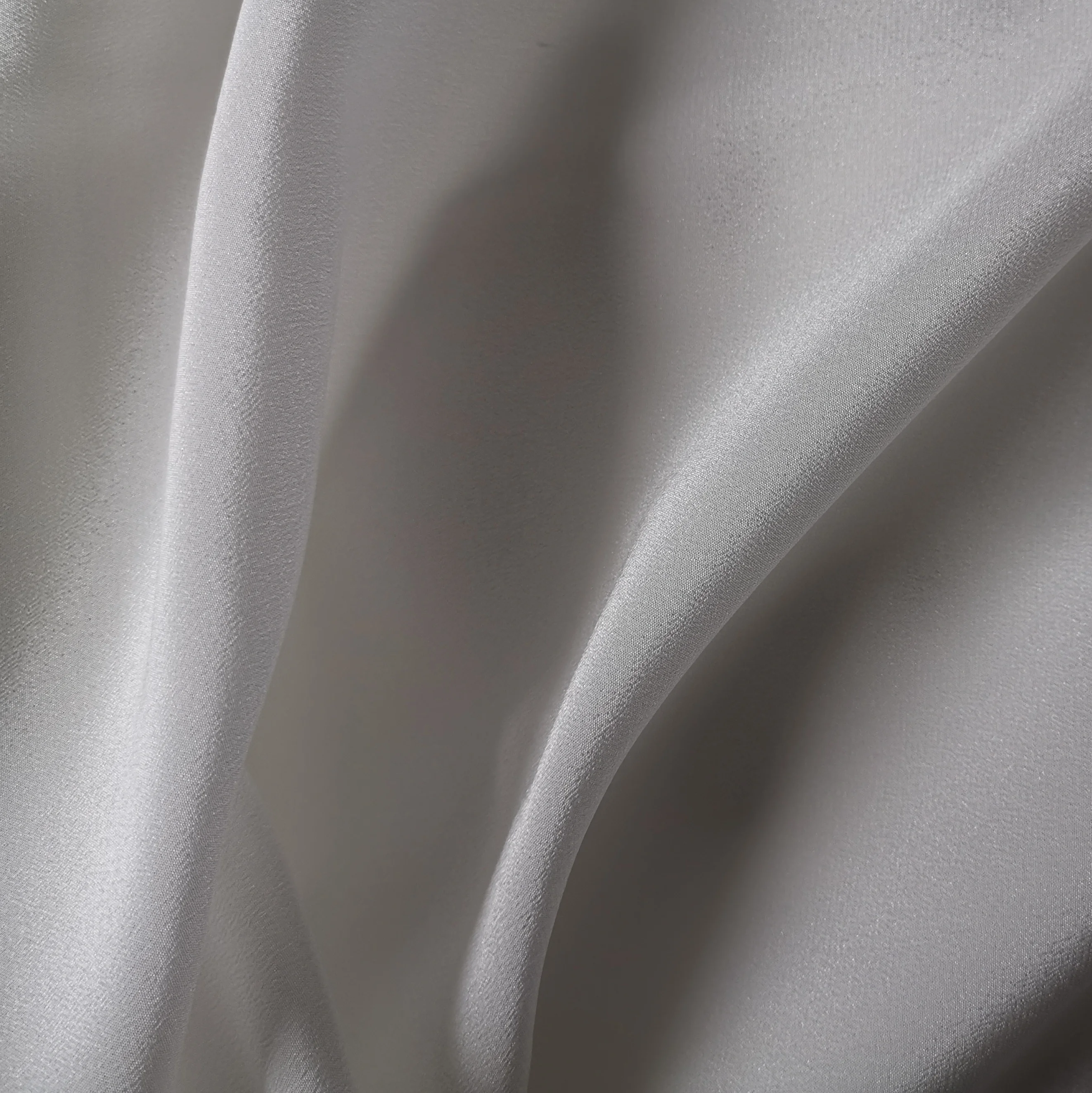 Pure mulberry silk crepe de chine  light weight  for silk scarves  dress lining fabric 90cm 12mm