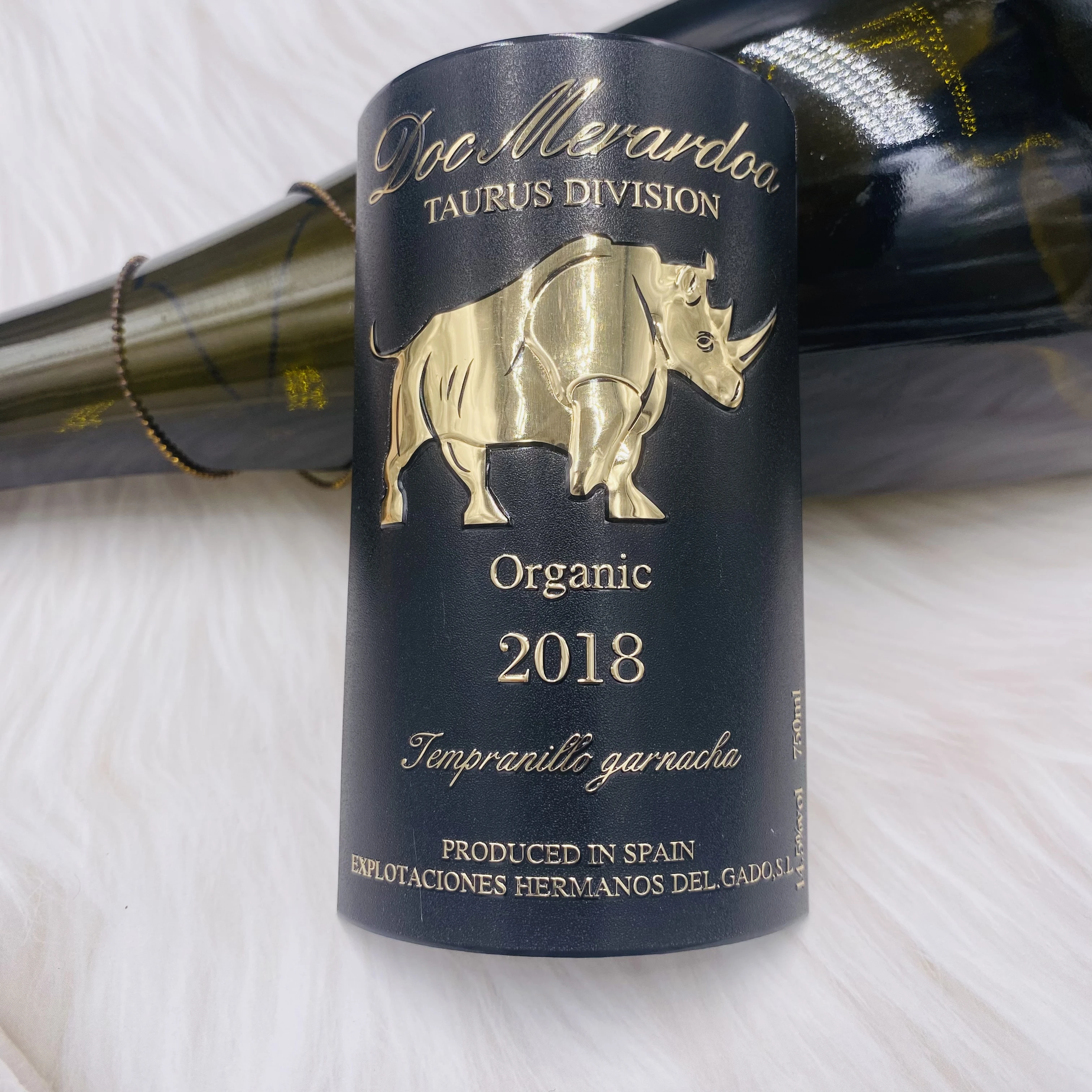 Custom Printing Deluxe Black Aluminum Wine Labels Metal Stickers Stickers 3D Label High Quality 2024 New Waterproof Gift & Craft