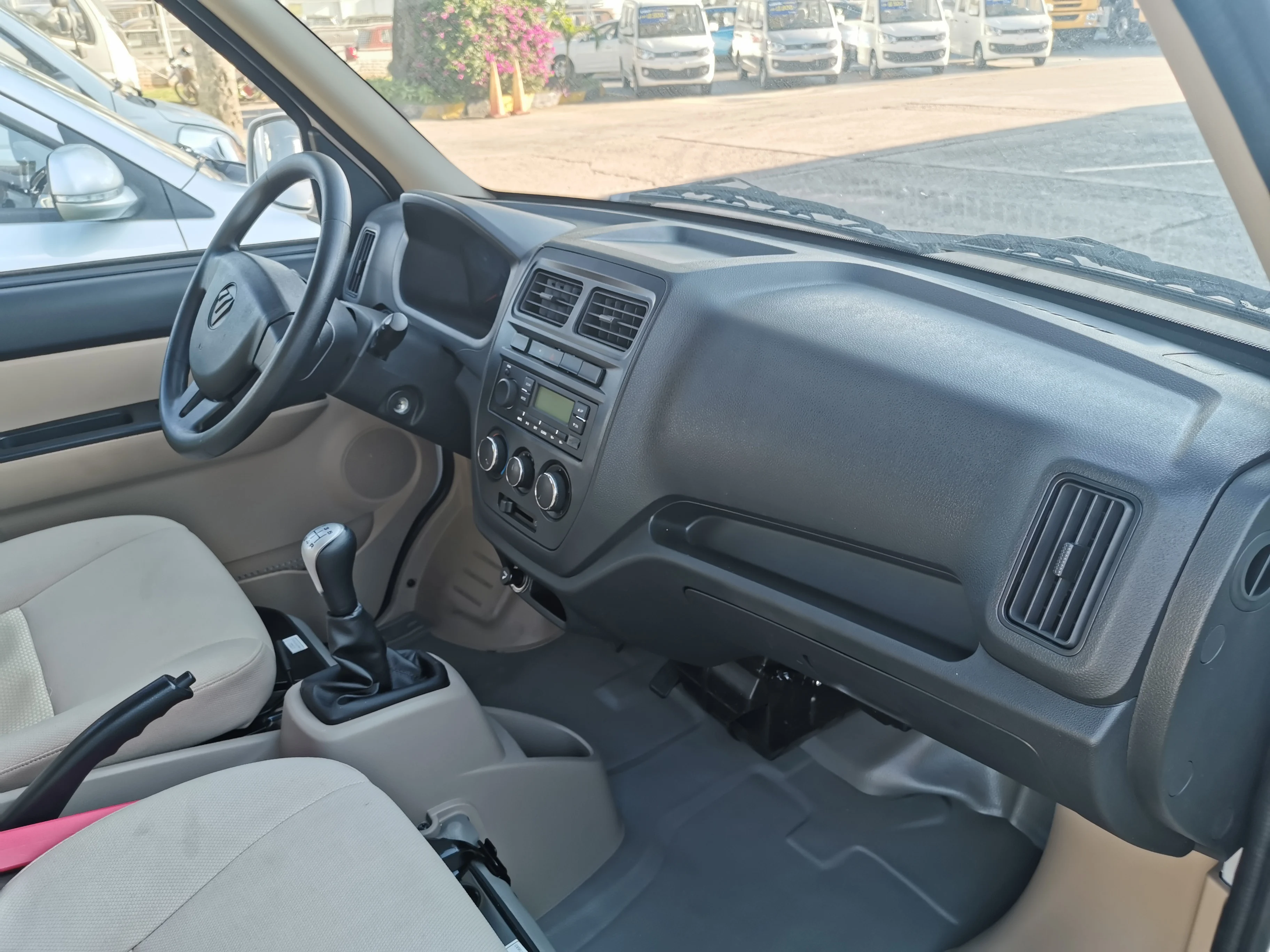 
NEW FOTON 1T-1.5T GASOLINE MINI TRUCK WITH NEW FACE SINGLE CABIN AND 1.5L GASOLINE 