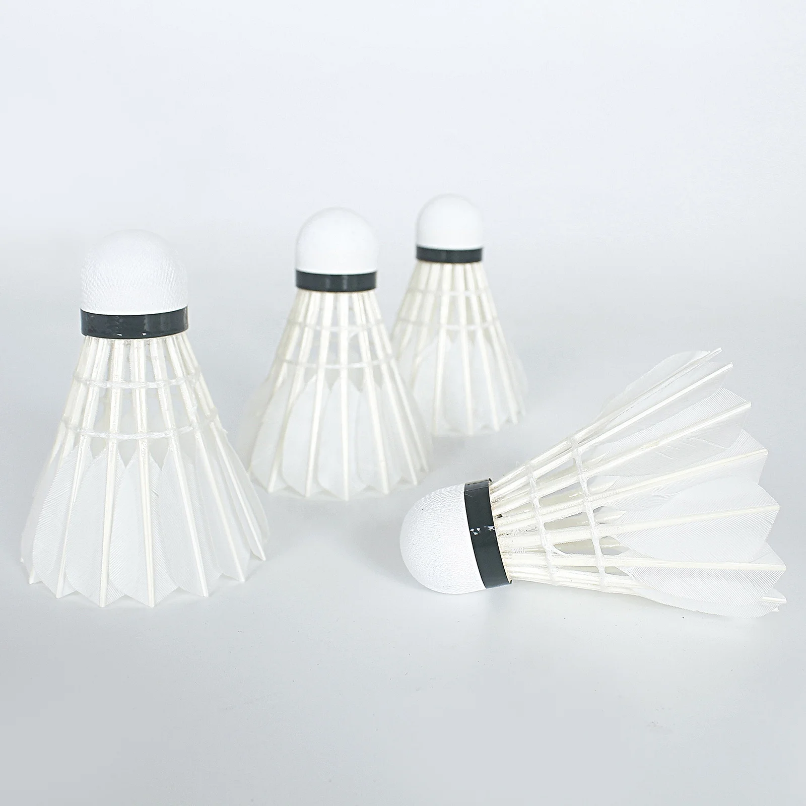 Top Durability And High Quality Goose Feather Shuttlecock For Competition Indoor/Outdoor Court