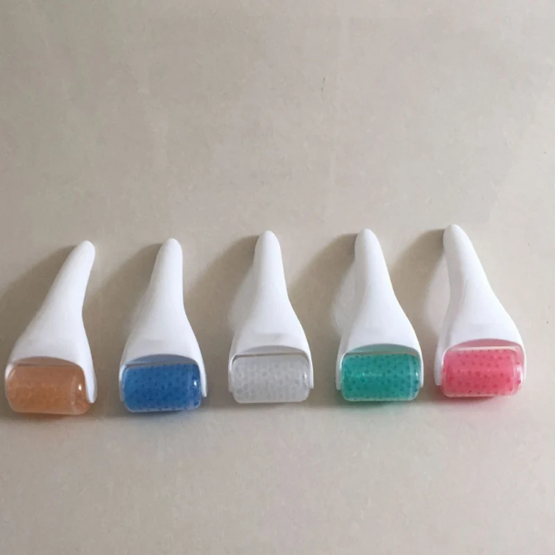 Ice Roller for Face & Eye Puffiness Relief Face Roller Face Massager to Tighten Pores and Reduce Wrinkles