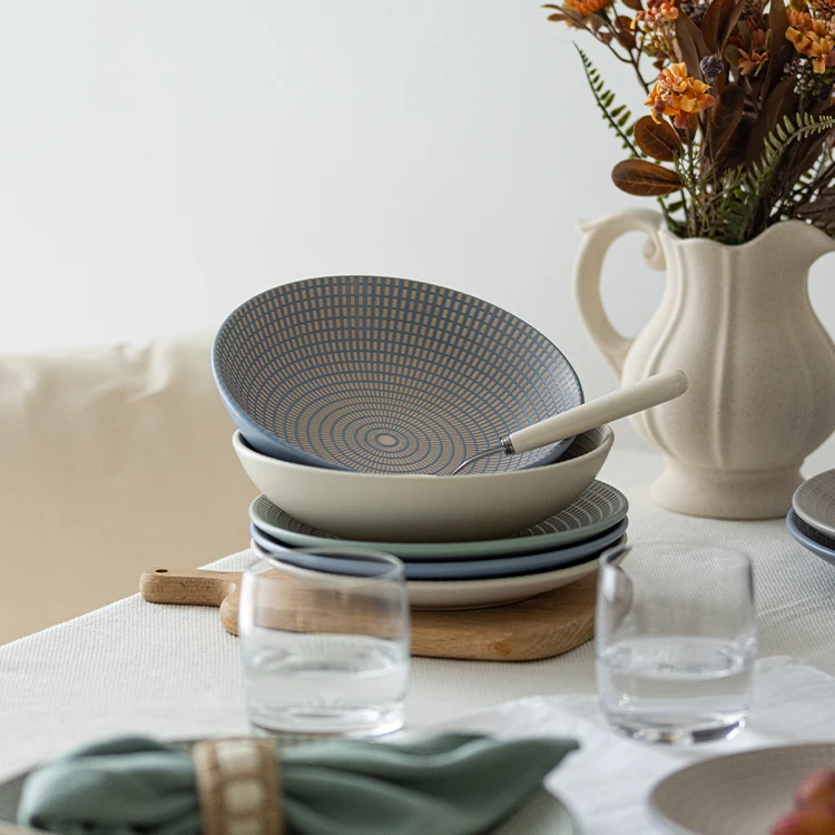 Factory Wholesale Custom Dinnerware Stoneware Dish Isolation Glazed Ceramic Nordic Tableware Dinner Set