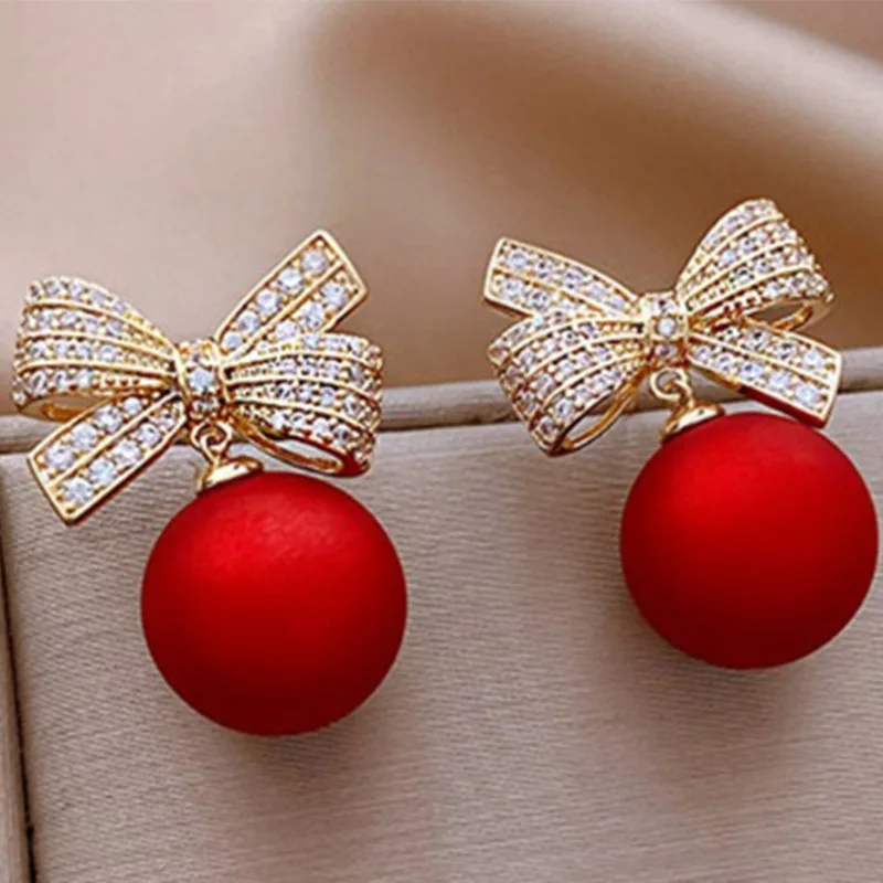Серьги с красным жемчугом