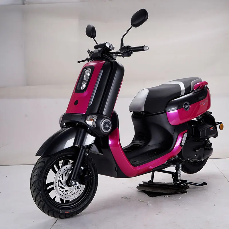 High Quality 125cc150cc Racing Motorcycle Kick Start Electric Fuel Brushless 4-Stroke Gas Scooters