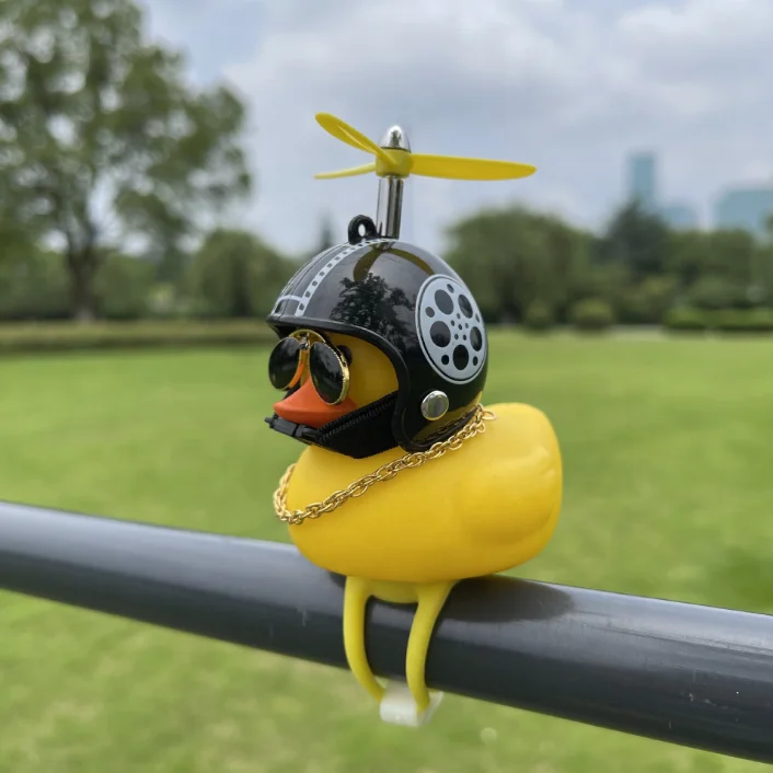 Manufacturers New Car Small Yellow Duck Creative Bamboo Dragonfly Broken Wind Duck Jewelry Car Ornament Social Duck