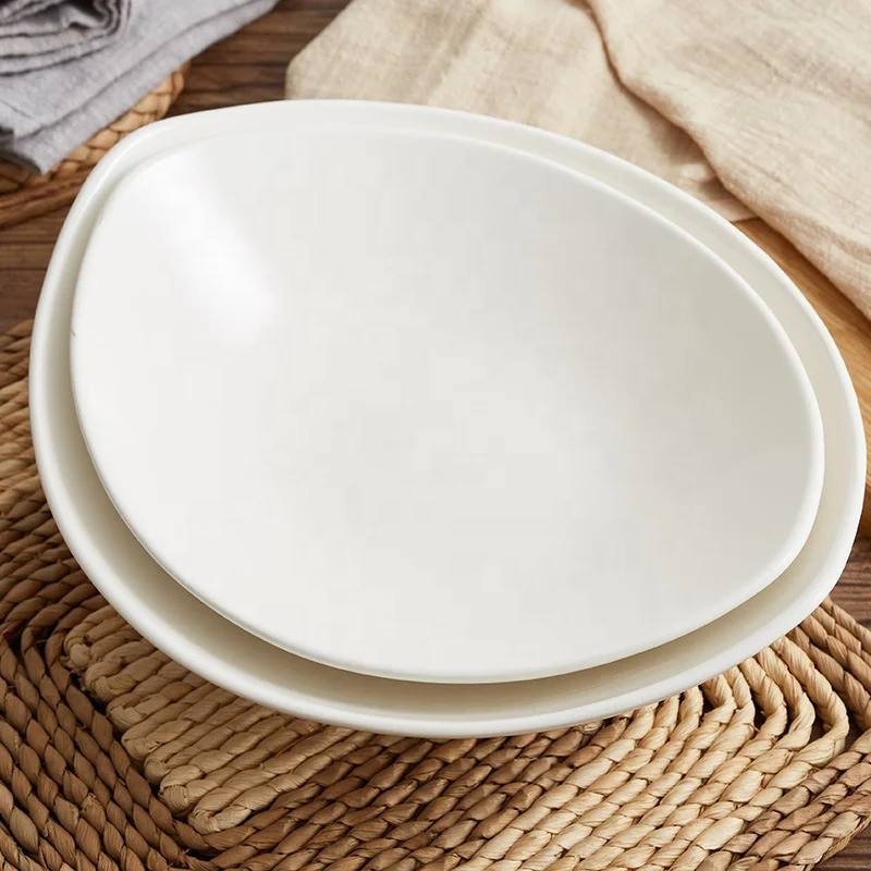 White fancy antique ship shaped ceramic dishwasher safe bowl saladier ovale porcelain bowl makers