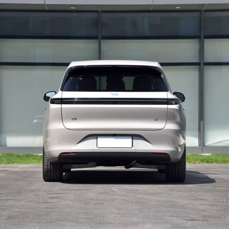 2024 Pure Electric Cars Lixiang Li L6 Large Suv 1.5T 212km Long Range Extended-range New Energy Vehicle