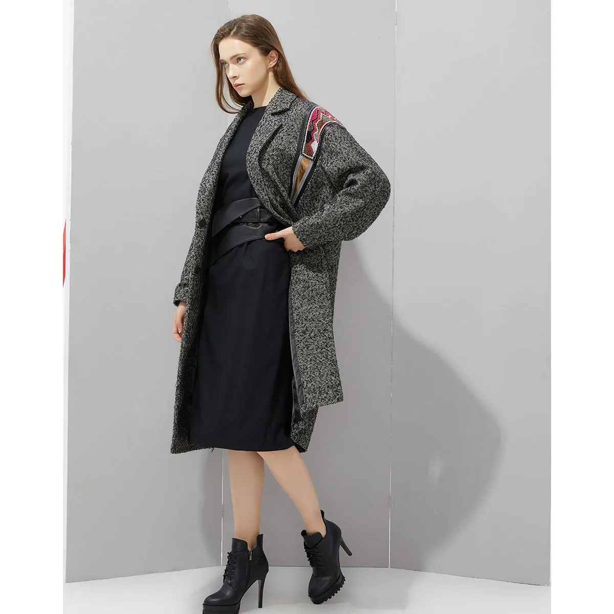 Fashion handmade series ALIOEM high-quality handmade sheepskin, wool coat custom factory(FGWCA90032)