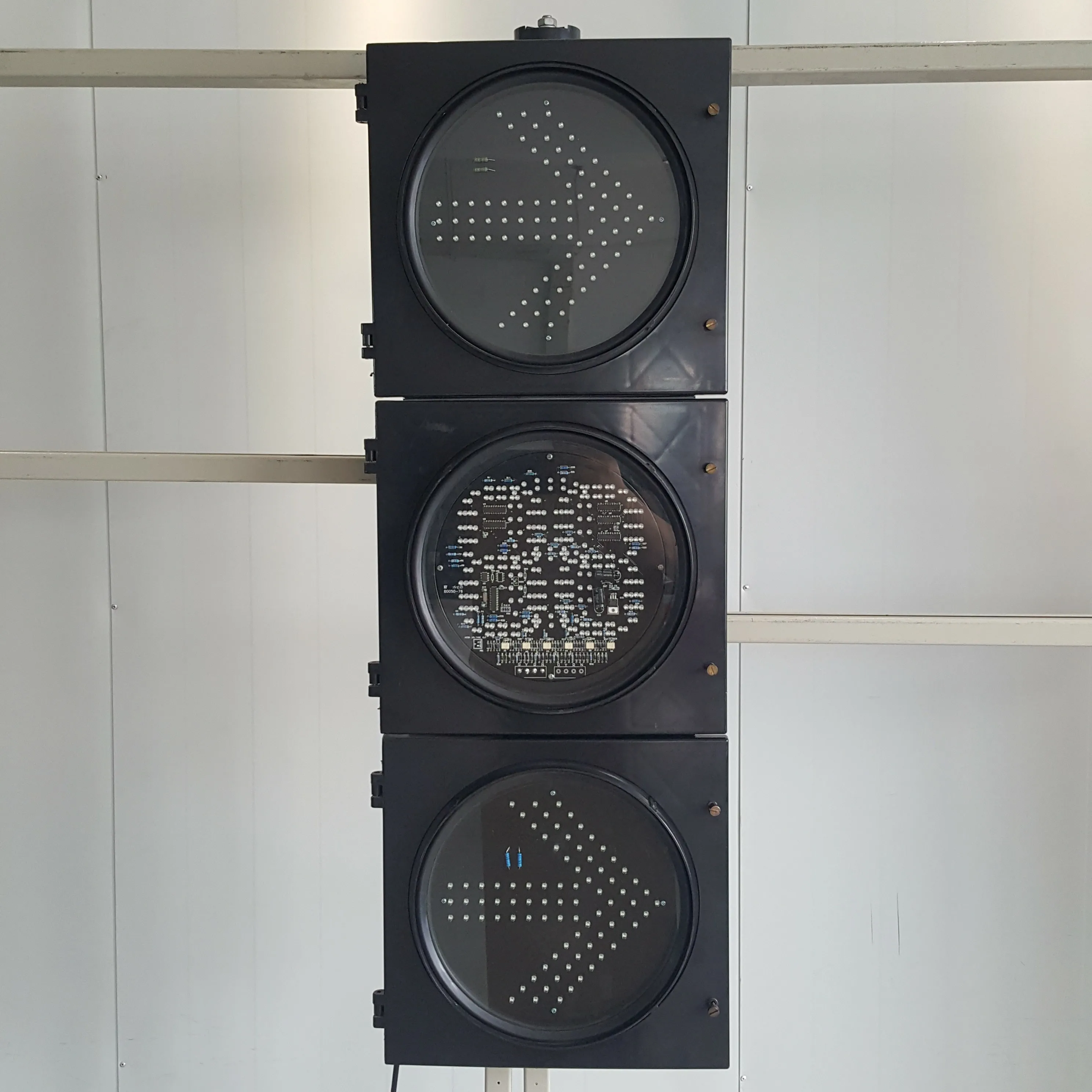 300MM 3-Aspect RG Right Arrow RYG Countdown Timer Road Traffic Light Manufacturer