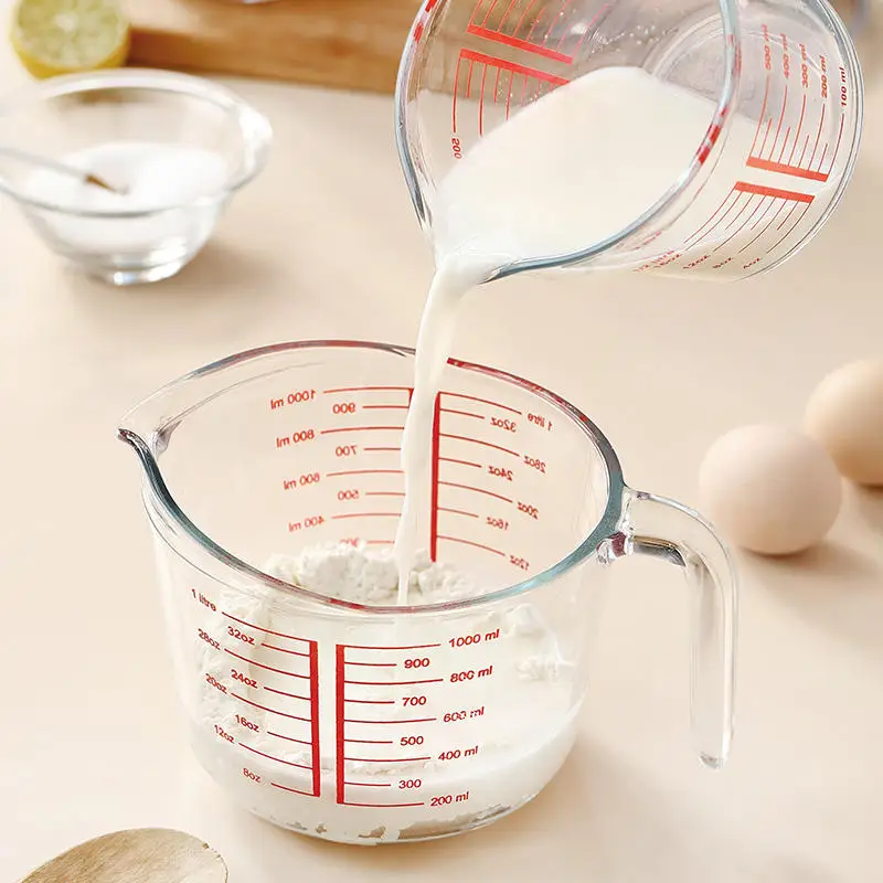 Factory Wholesale Creative Microwave Safe High Borosilicate Clear Glass Measuring Cups 500ml With Handle