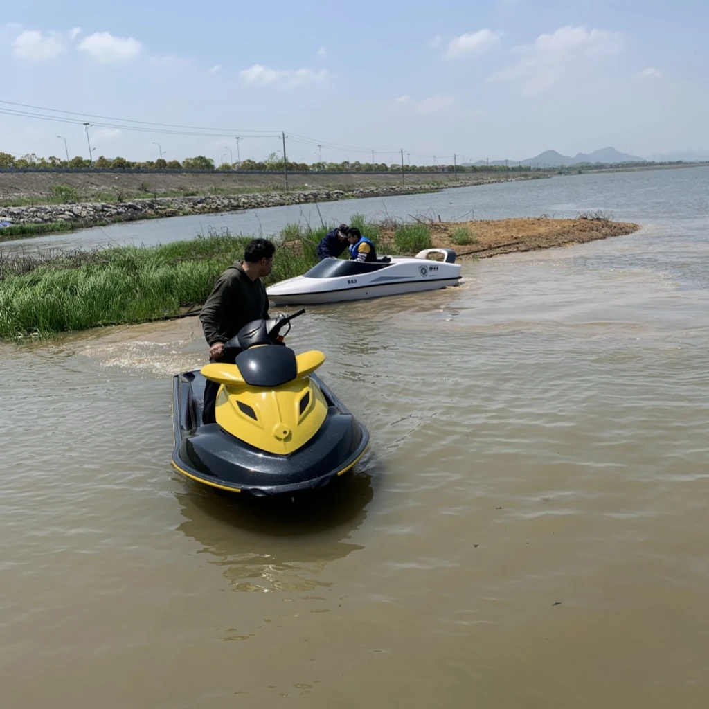 Hot Sale Jet Ski 1400cc Brand New And Used Original Sea Doo Jetski Fish Pro Jet Ski  Speed Boat