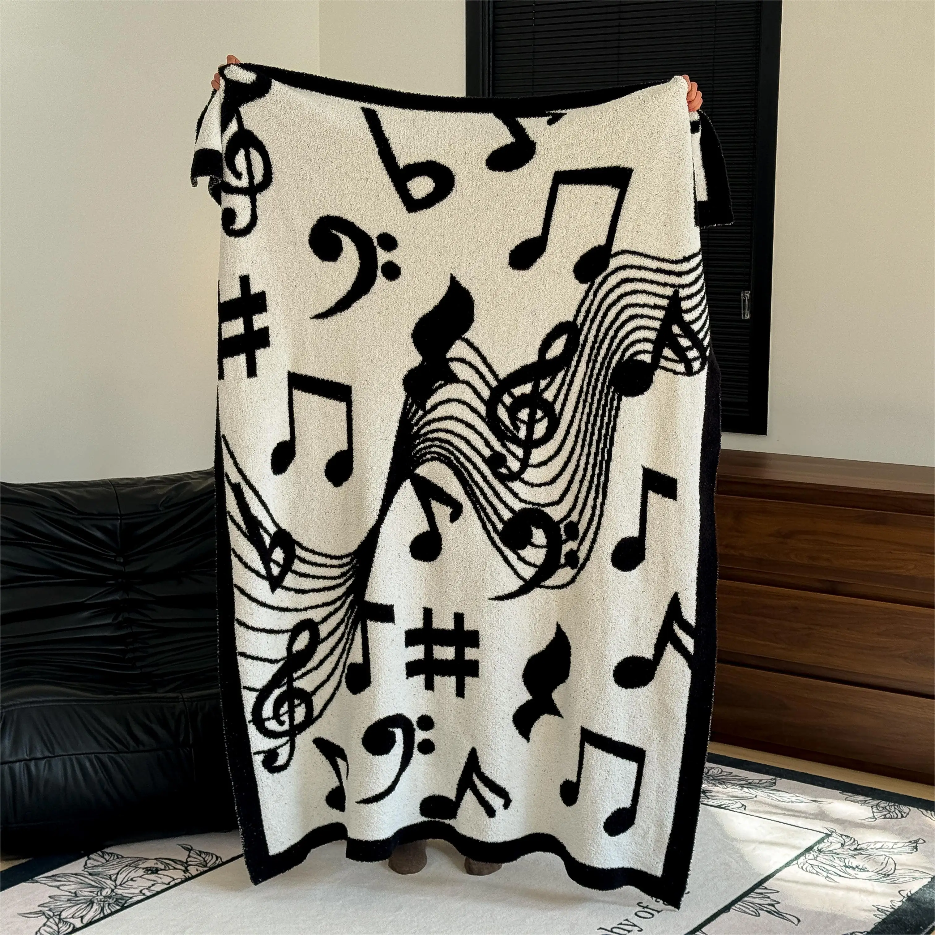 Fluffy Art Design Cozy Knitted Throw Blankets for home decor