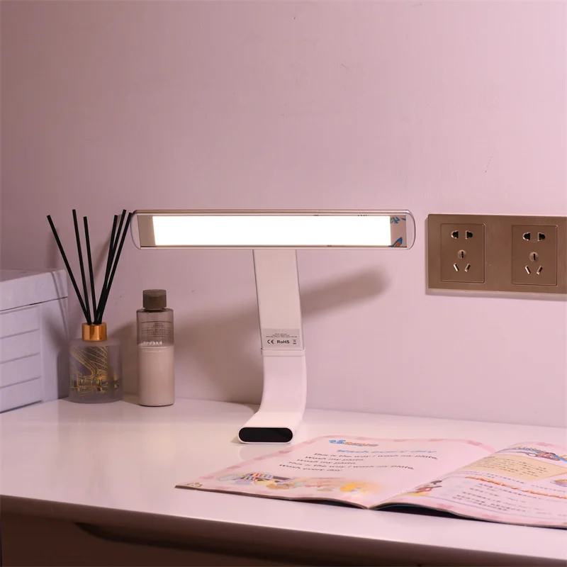 Quality Eye-caring cordless table lamps touch dimmable LED portable rechargeable modern minimalist office book room table lamp