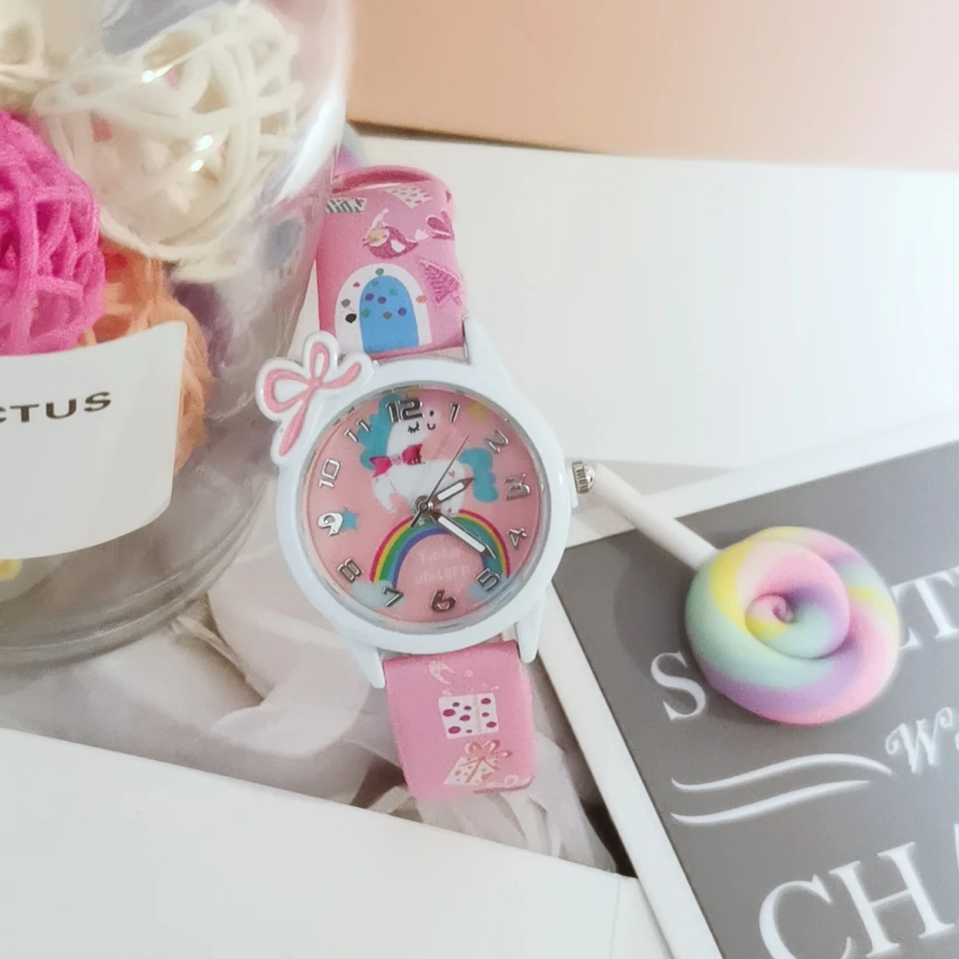 Новый 2021 для детей детская одежда с рисунком для маленьких девочек с мультяшным принтом «Единорог» Симпатичные кварцевые инкрустированные алмазами украшения часы