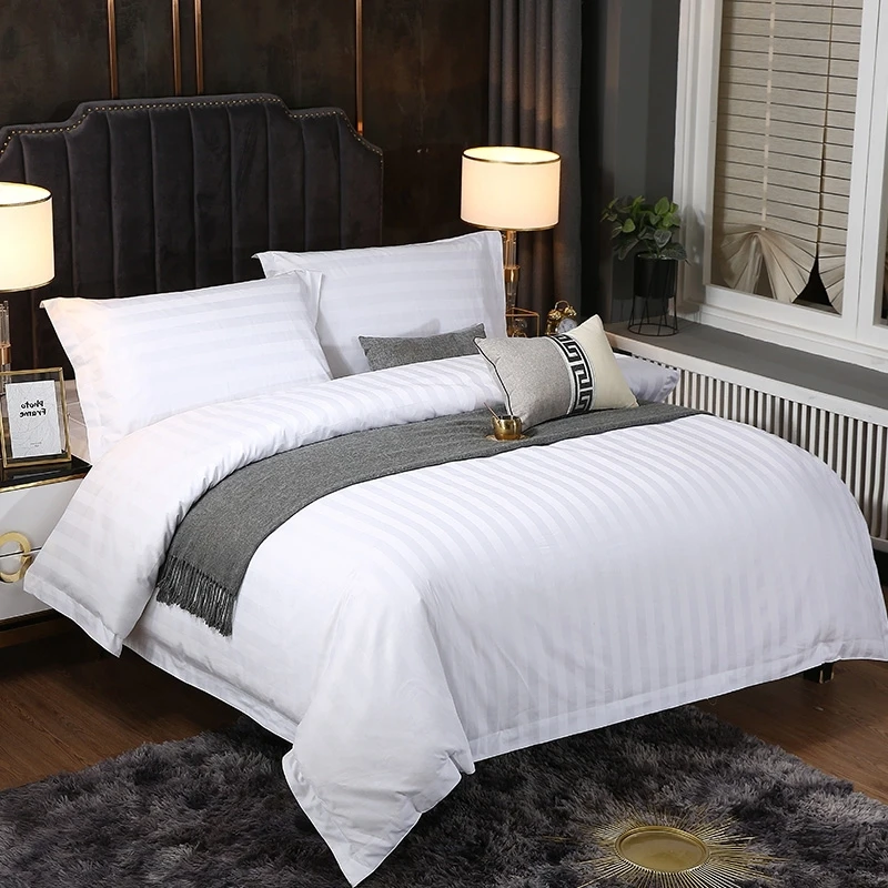 Wholesale Hotel Linen Bedding Set Luxury 300TC 4 Pieces Bed Sheet Hotel White Bedding Set