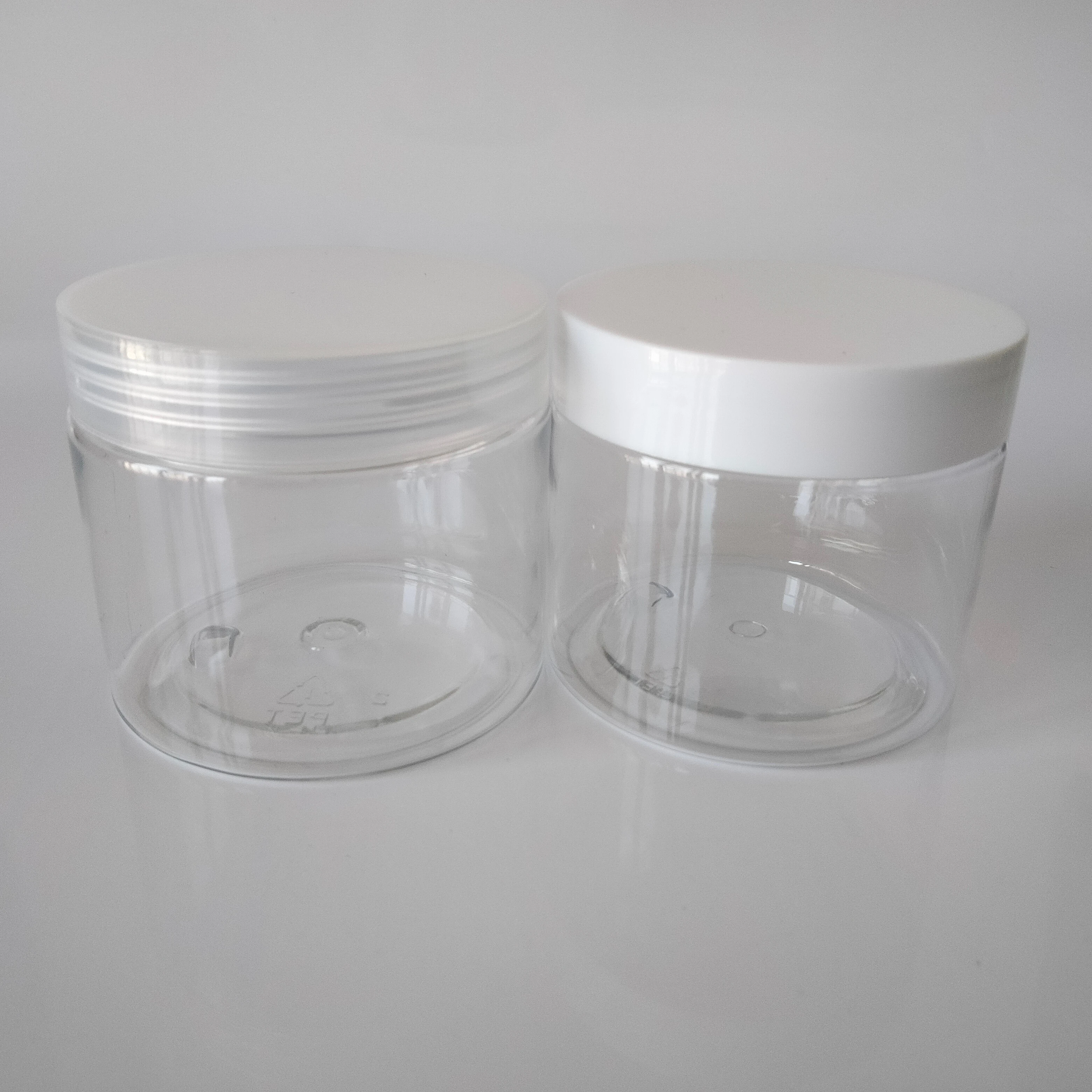 8 oz 16oz Airtight Plastic Jars Containers with Lid Labels Stickers for Body Foot soaks Body Butters and Whipped Soap Recipe