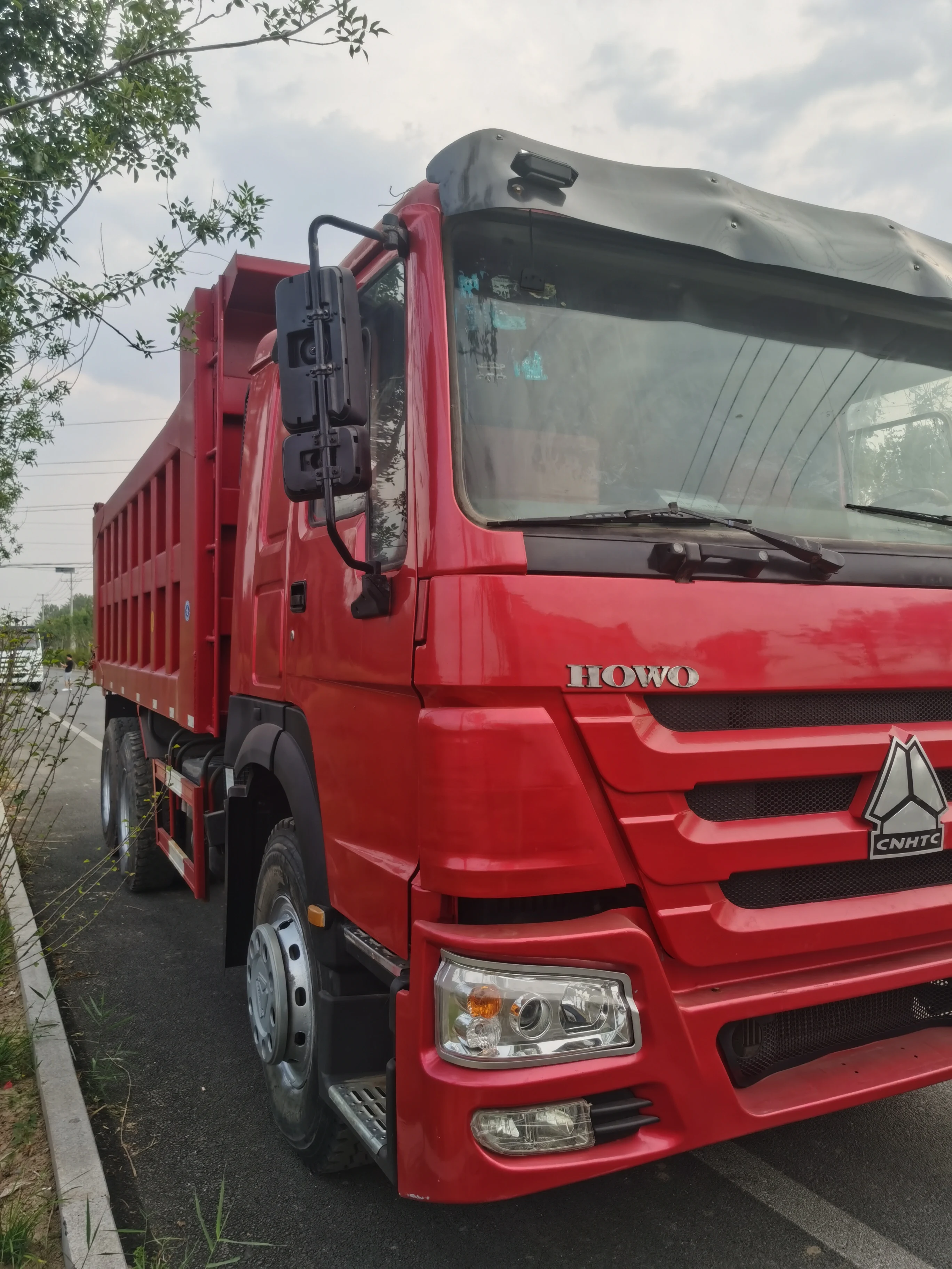 Китайский прямой поставщик б/у самосвал sinotruk 6*4 371 375hp цены на продажу