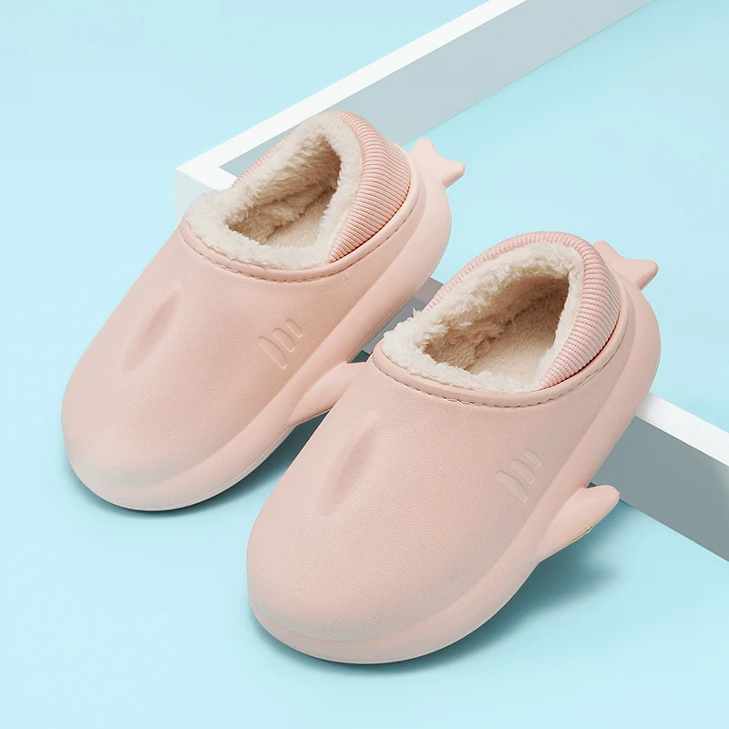 Autumn and winter new burst cute cartoon shark waterproof warm children cotton slippers