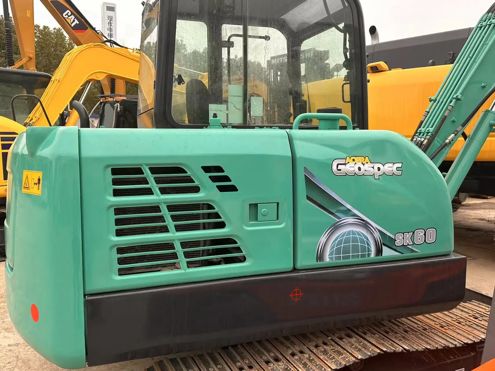 High quality Japanese original Kobelco SK60 used mini excavator Kobelco SK60-8 sk60-10 crawler excavator for sale at low price