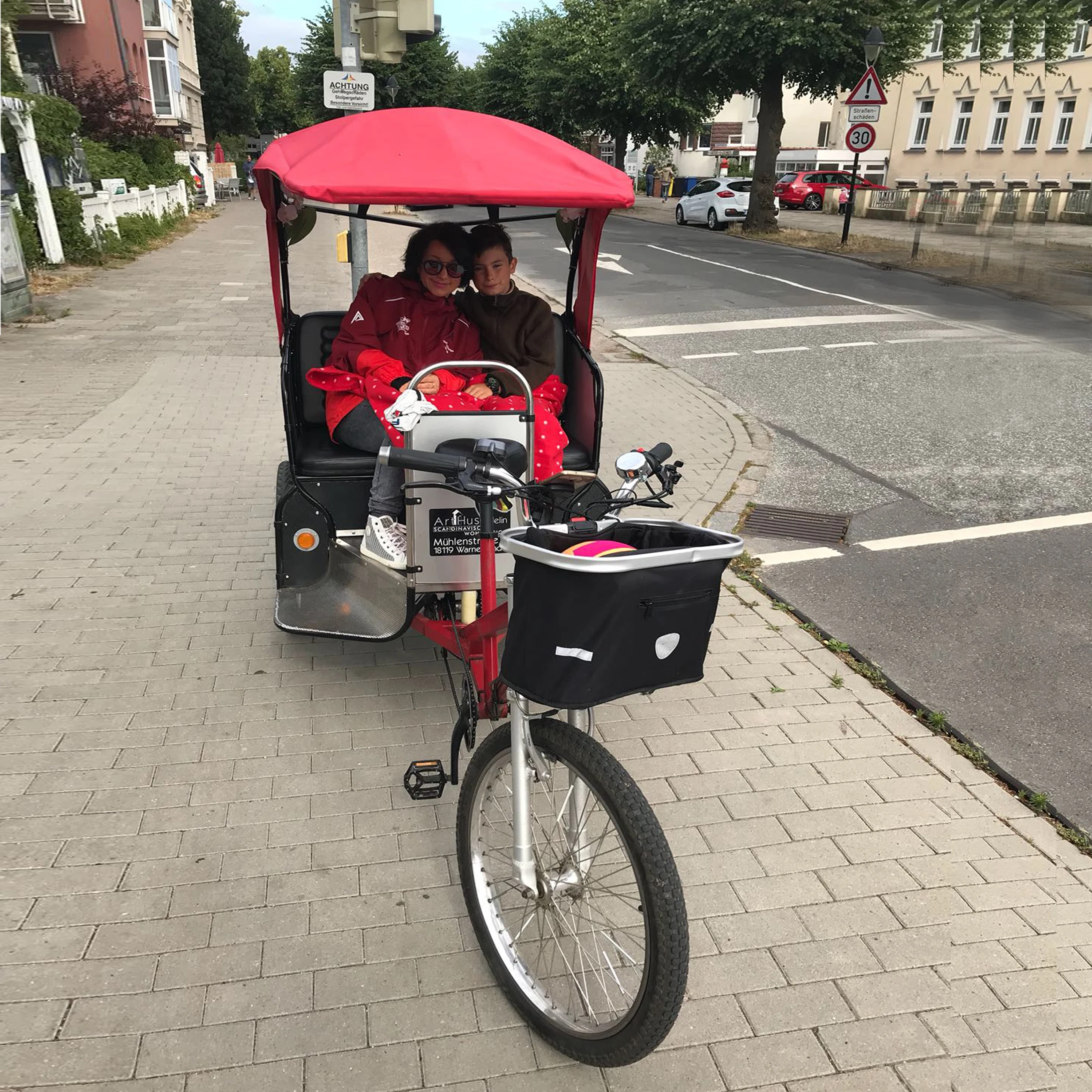 Cycle Rickshaw for sale,Family use Pedicab Rickshaw with MP3 Speaker