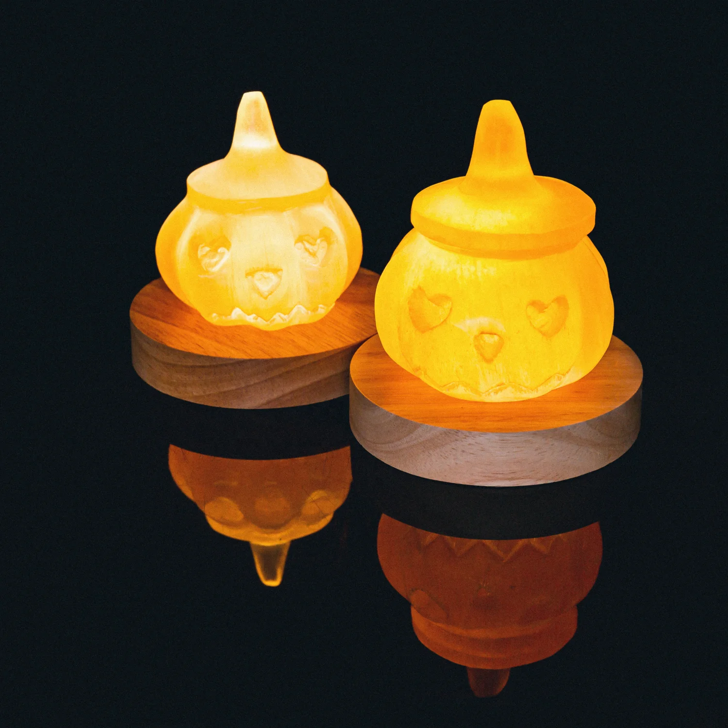 Factory Custom Products Halloween Decoration Quartz Pumpkin Lamp Natural Healing Stones Hand Carved Crystal Crafts