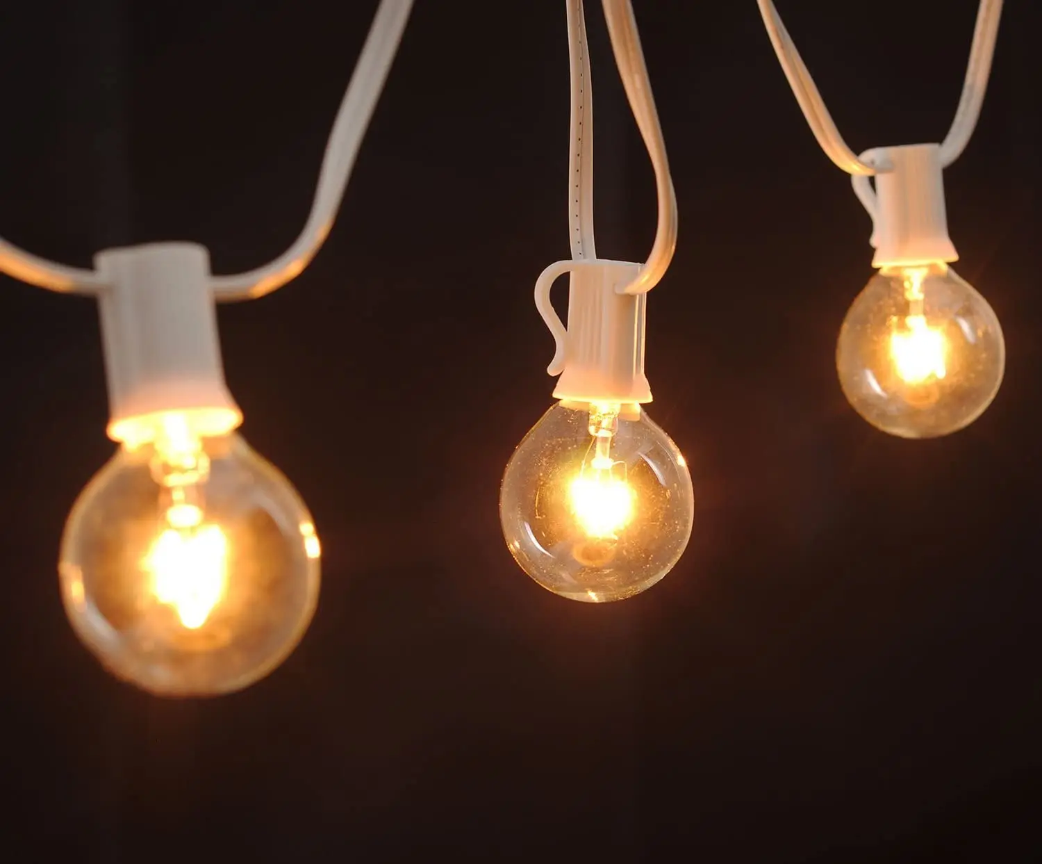 25 Pack G40 Replacement Light Bulbs, 5W Clear Globe Bulbs for Outdoor String Light (E12 / C7 Screw Base Sockets), Warm White