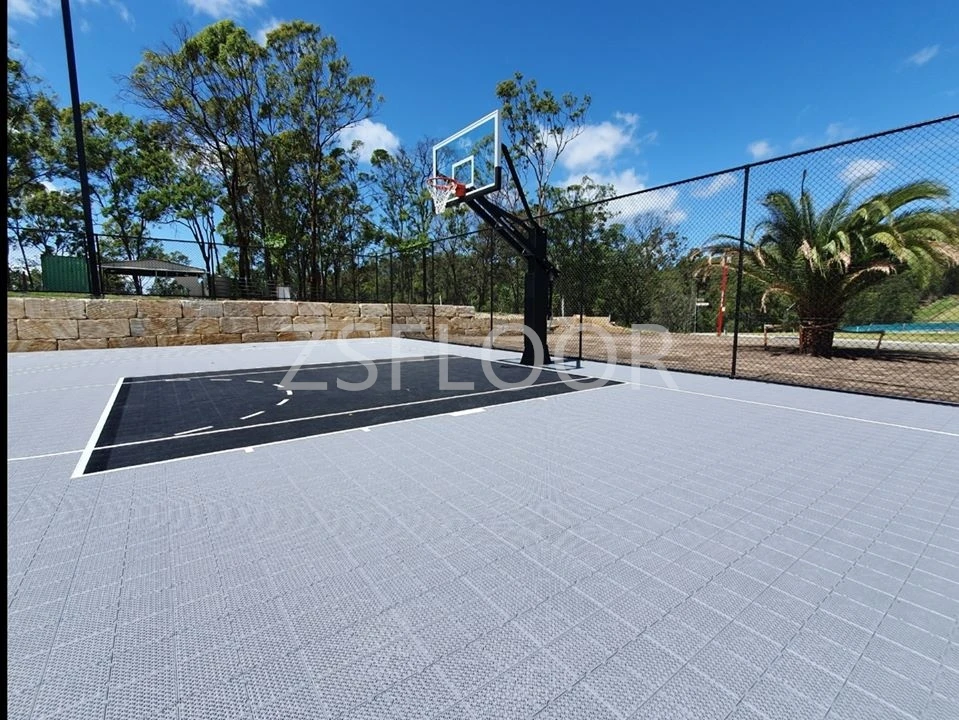 Plastic basketball court and badminton court flooring manufacture plastic floor mat