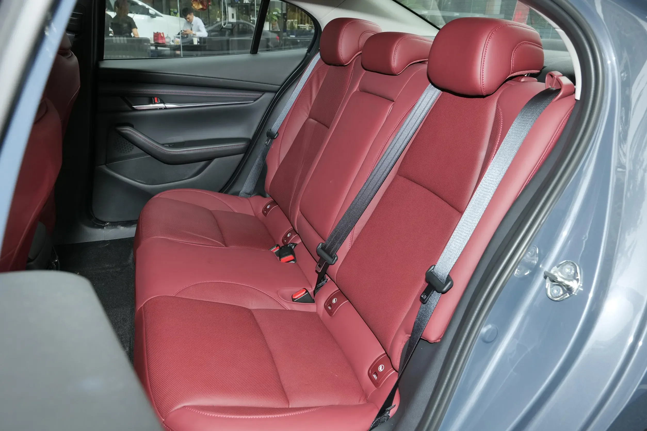 MAZDA3 Axela Compact Sedan A-class Car Pure Gasoline Mazda 1.5L 117Hp L4/2.0L 158Hp L4 Manual/AMT Gearbox