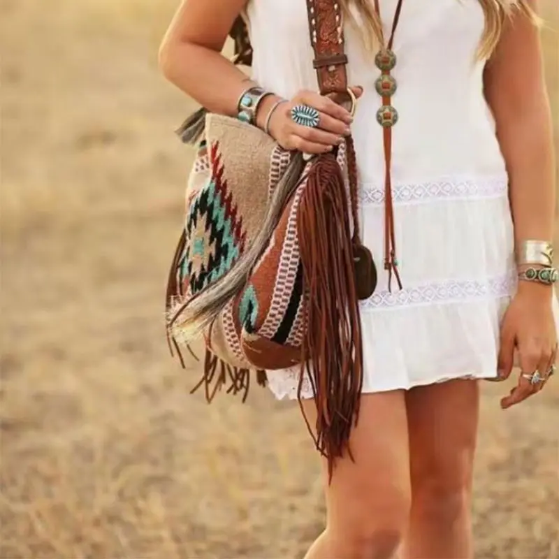 Wholesale Women Carpet Crochet Tote Custom Tassel Crossbody Cowboy Bag Boho Fringe Aztec Bags