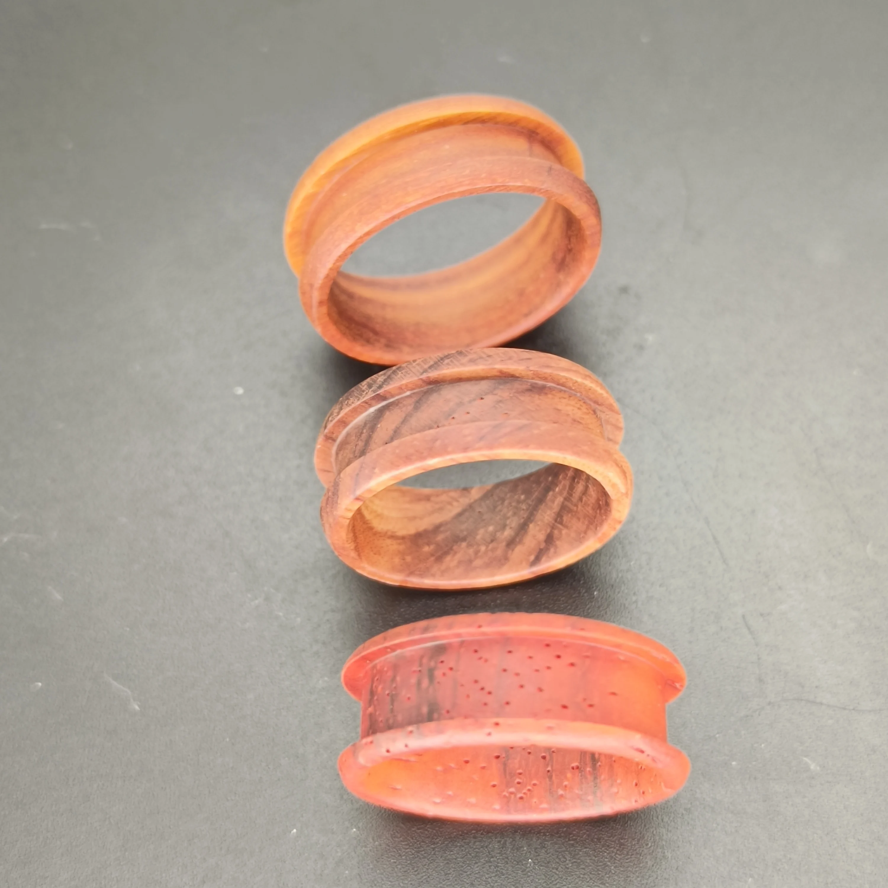 Environmental protection groove combination natural wood finger ring