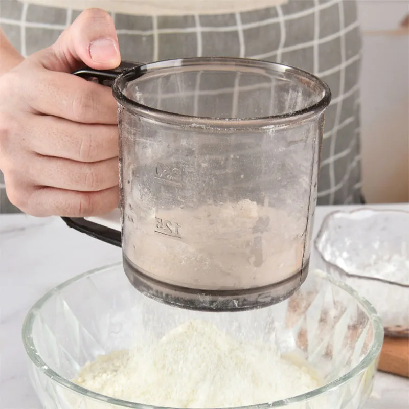 Hand squeeze factory direct steel double-layer hand crank plastic flour sifter sifter