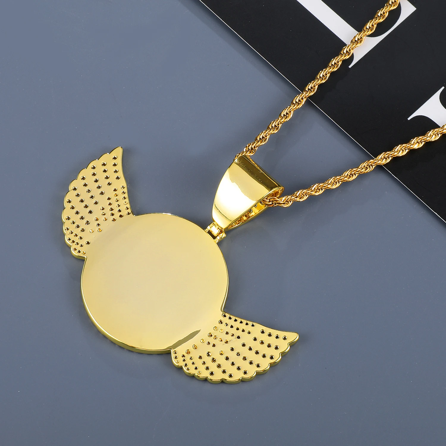Copper inset zircon circle brand wings exchangeable photo pendant necklace