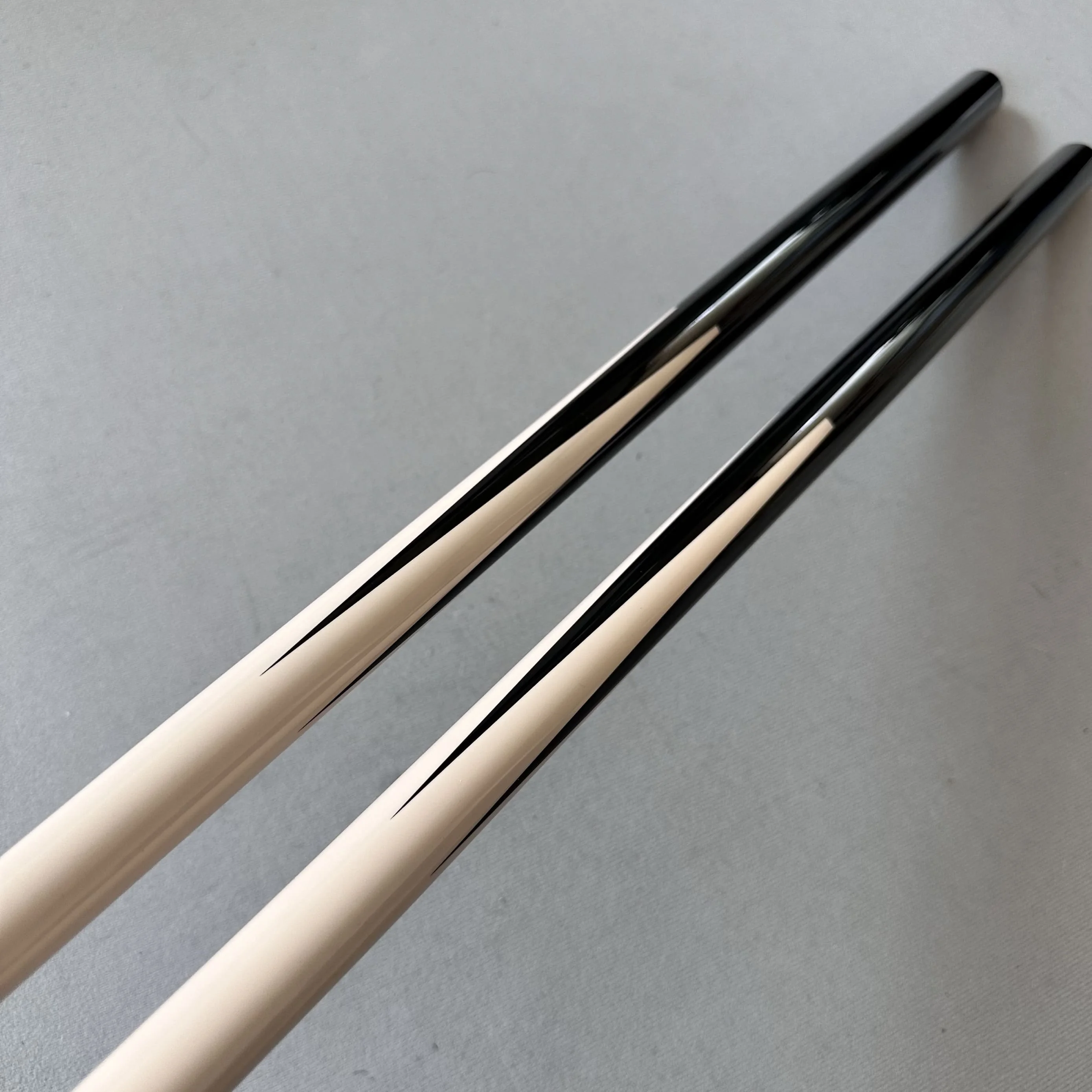 High carbon content 1/2 split black 8 box set small head 9.5 mm g billiard cue carbon fiber shaft