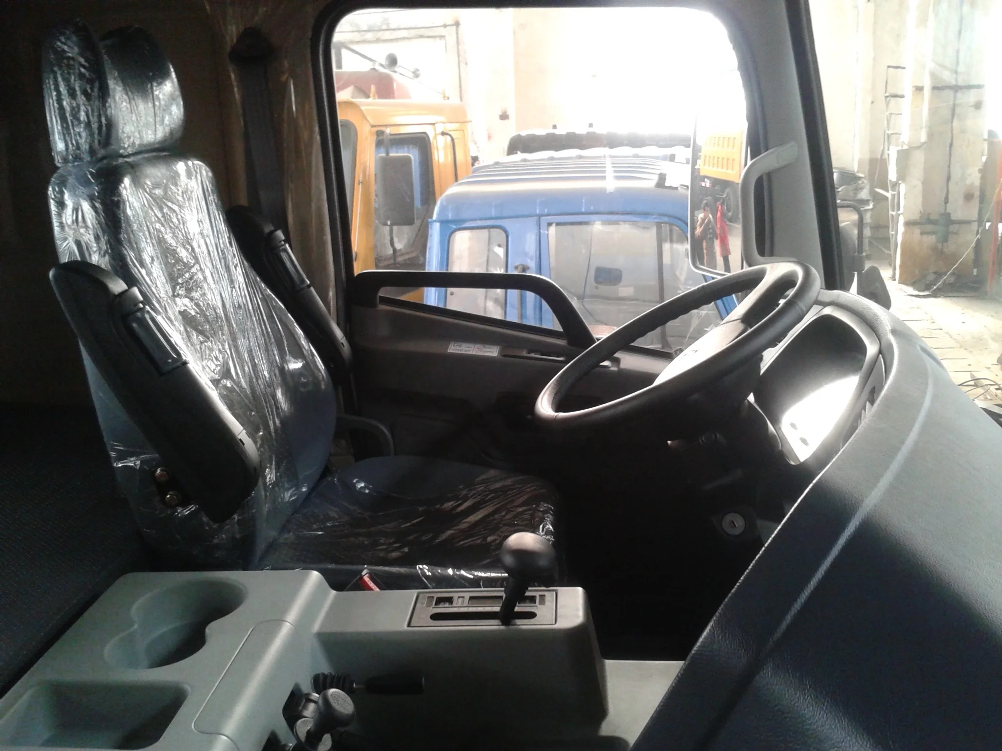 Dongfeng 6x4 heavy duty 50ton Tractor Truck Head for sale