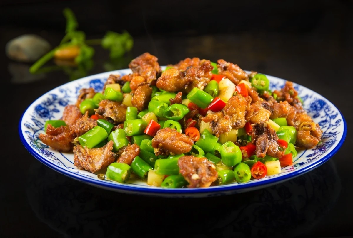 Electromagnetic heating stirring frying pan desktop small grenade type canteen catering automatic cooking machine