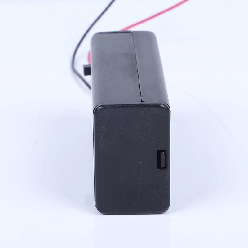 4xAAA Plastic Battery Holder for Four Cell Slots with Wire Leads and Slide Cover